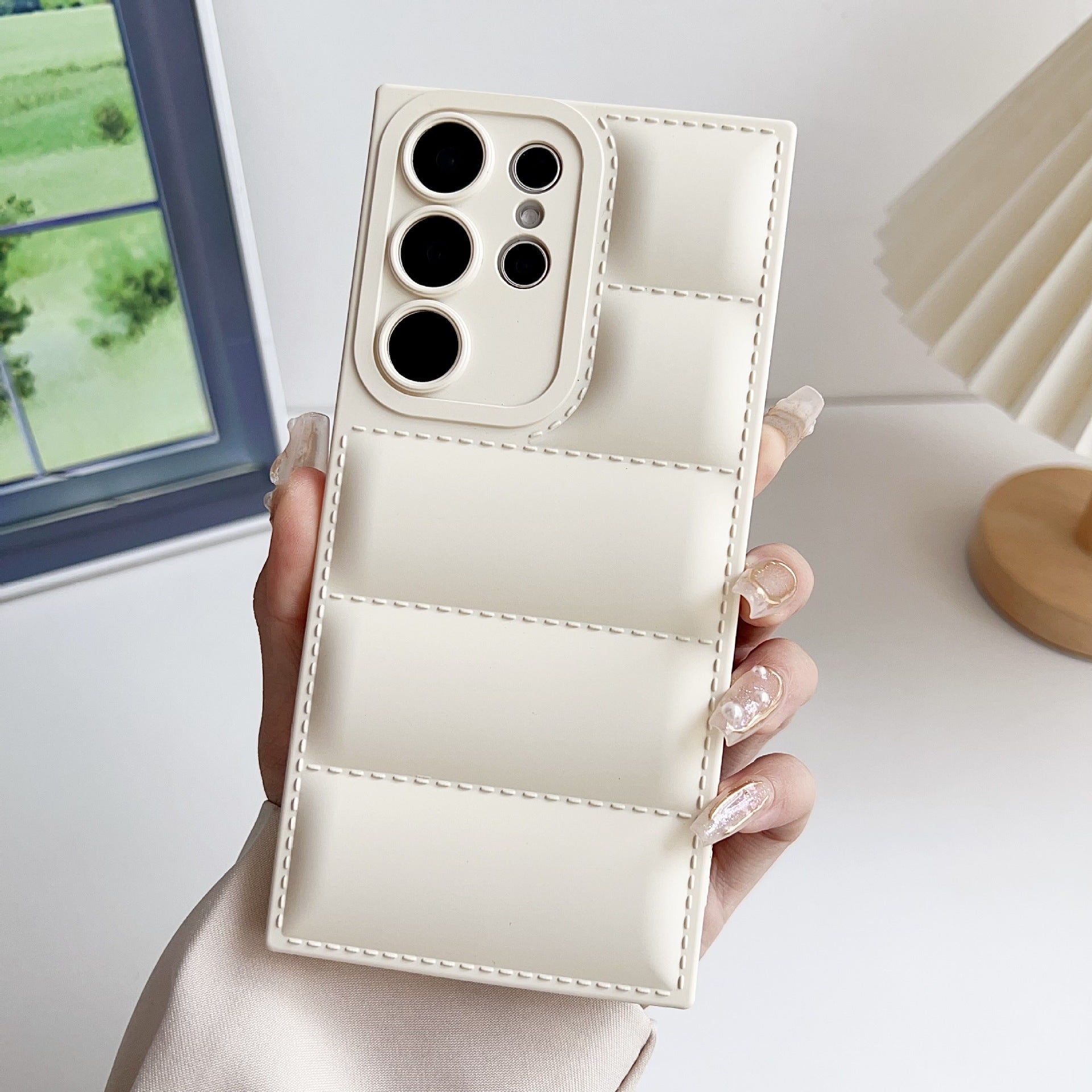 Drop-Resistant Puff Phone Case
